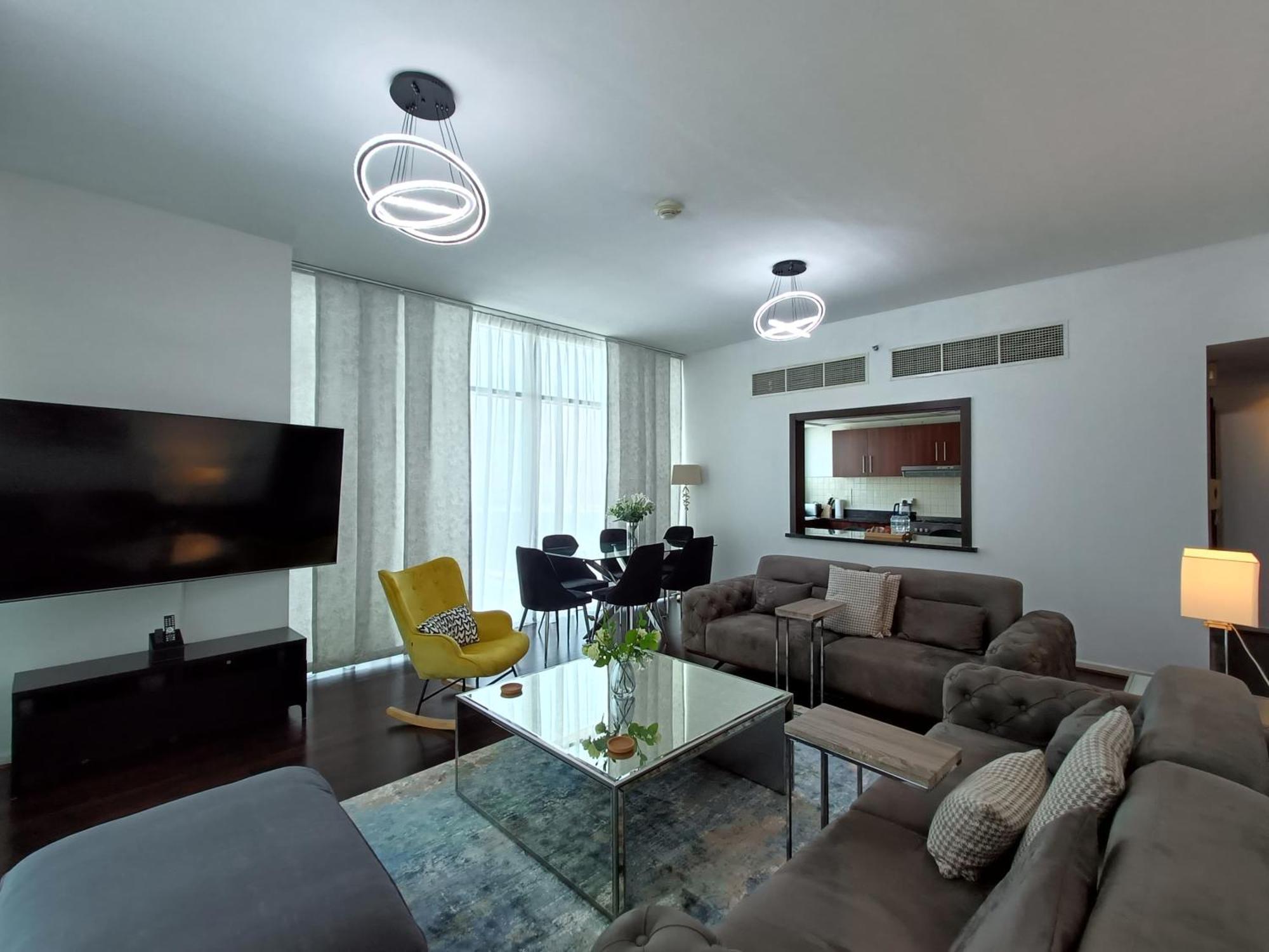 Quill - Canal View Spacious 3 Bedroom Appartement Dubai